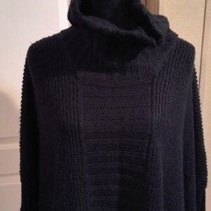 𝅺CHANNA Oversized Tunic Sweater Size L/Xl